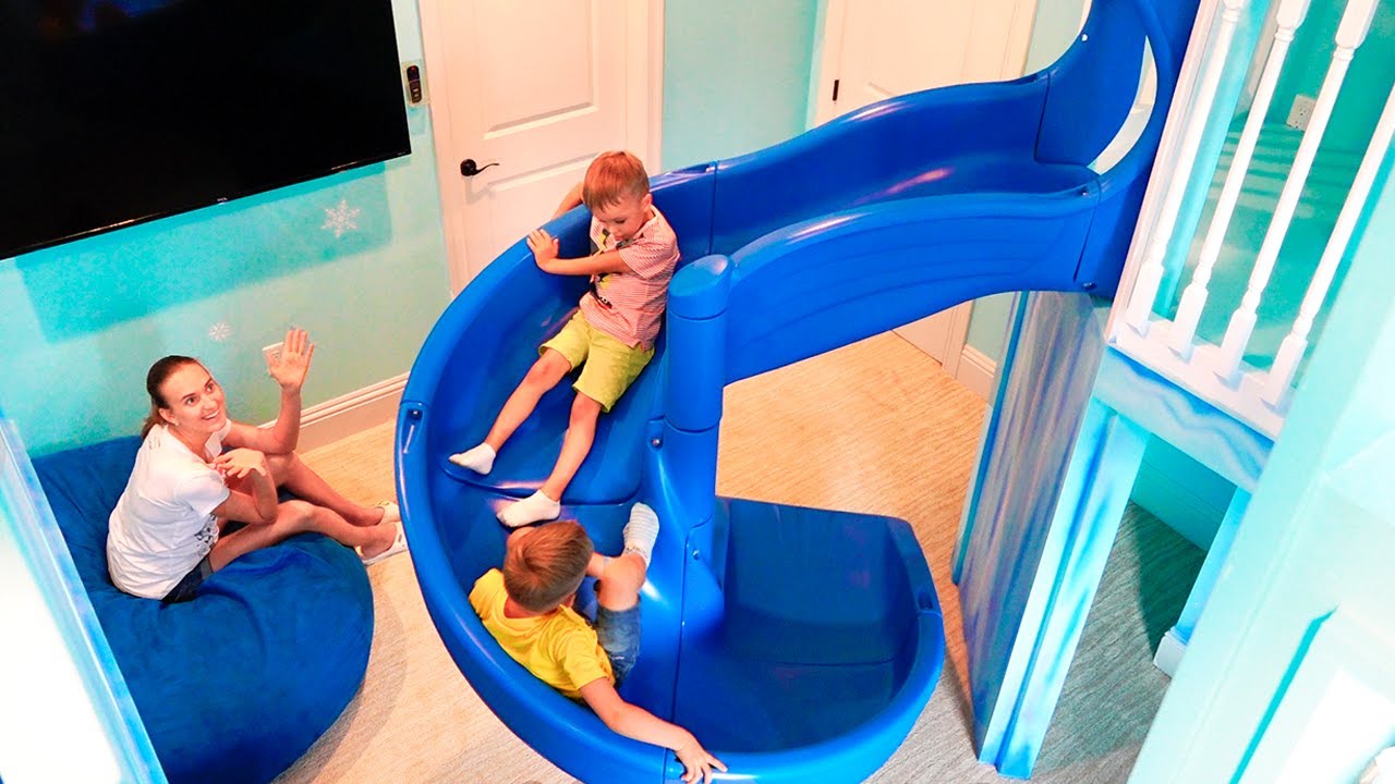 Vlad i Nikita Dream House z dwoma krytymi placami zabaw dla dzieci