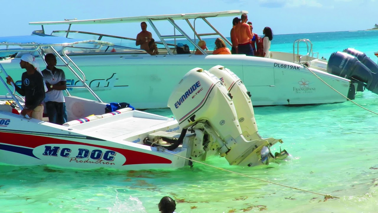 Anguilla Poker Run 2017 - Stop 3: SunShine Shack