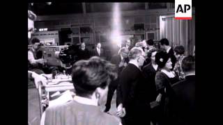 QUEEN MOTHER SEES THE WORKS - NO SOUND
