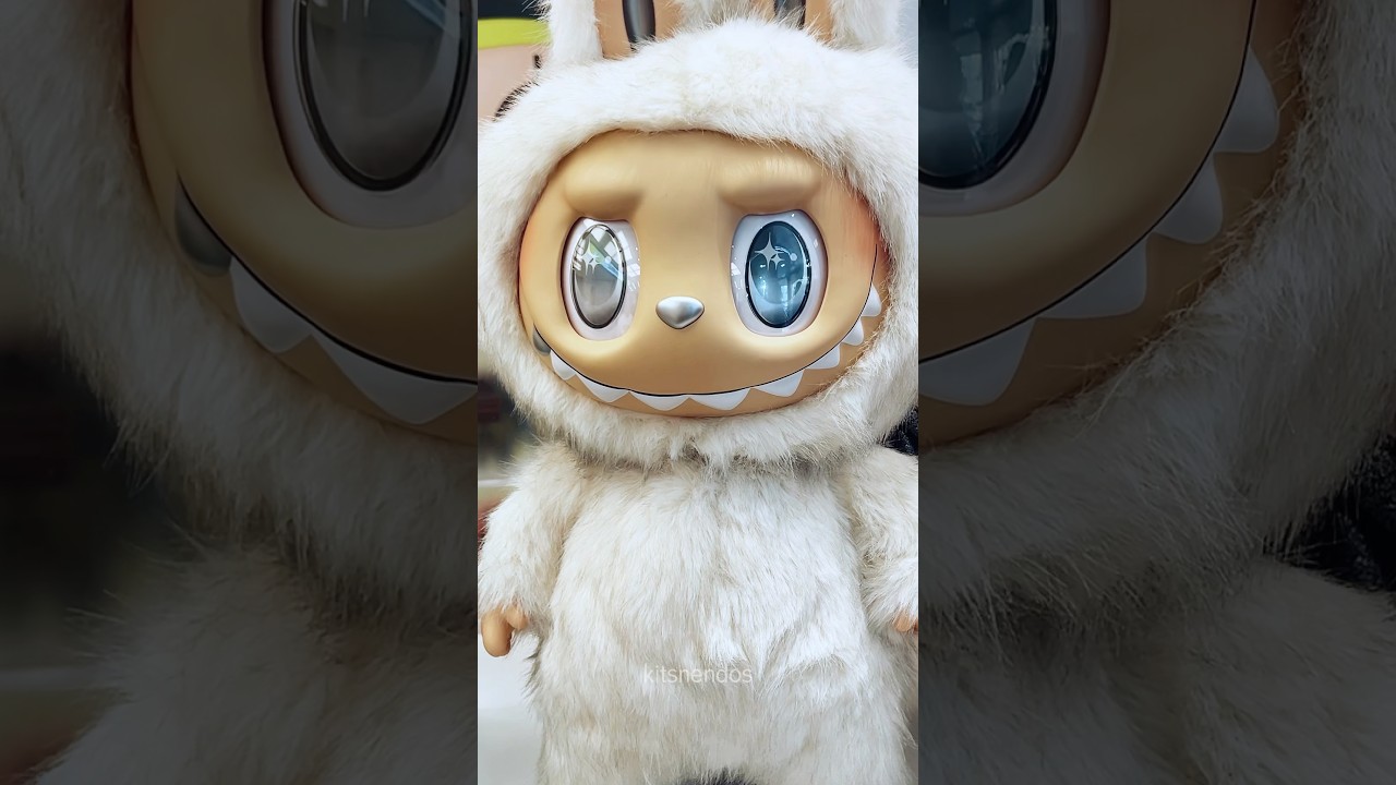 POPMART FIGURES IN SIAM SQUARE, THAILAND 🇹🇭