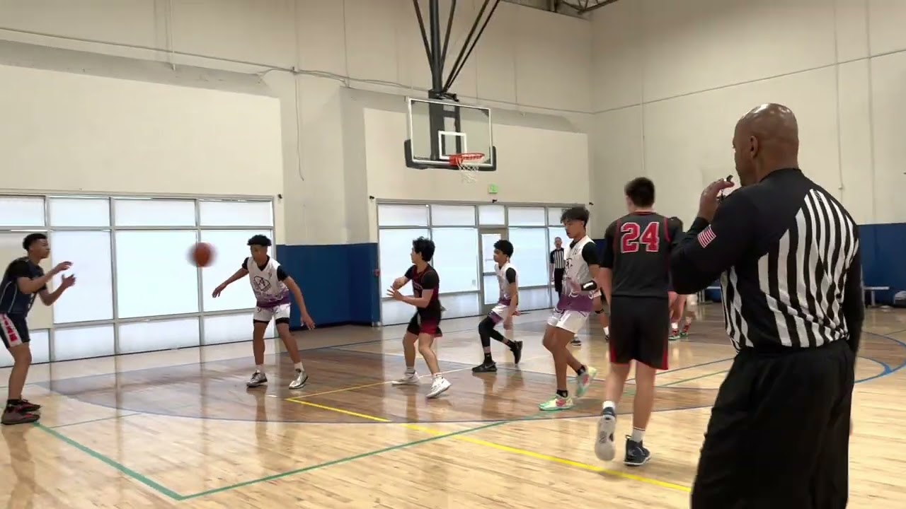 Rose City Ballers vs Chico Avengers 15u Pool