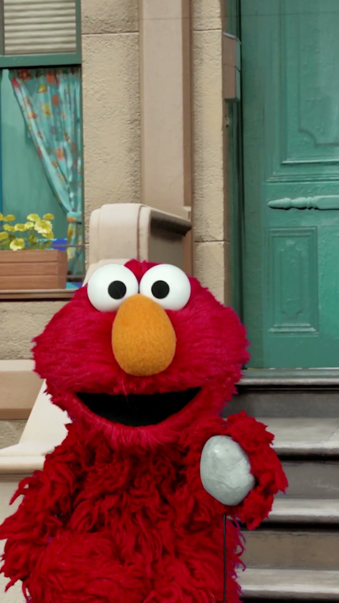 Elmo Lives on Sesame Street! #sesamestreet