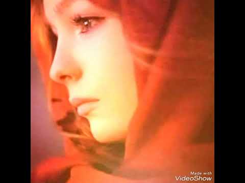 صدق اللي قال اللي ملوش ام يعيش حياته ف متاهه آية طه