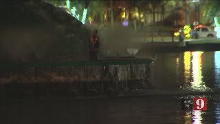 Video: Police: Man gets stranded on Lake Eola fountain after stolen swan boat drifts away screenshot 5