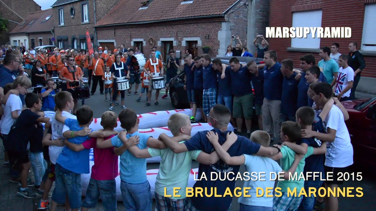 LA DUCASSE DE MAFFLE 2015-Le brulage des maronnes.
