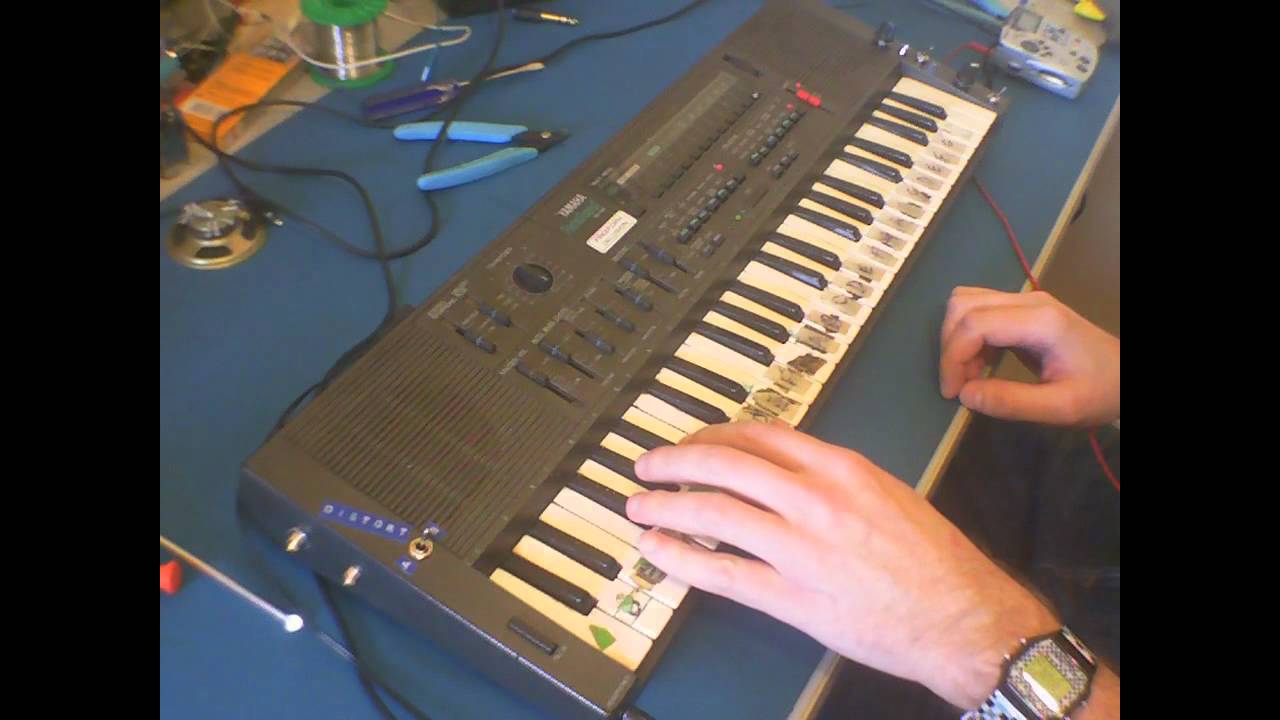 Circuit Bent Yamaha MK-100 Keyboard by freeform delusion