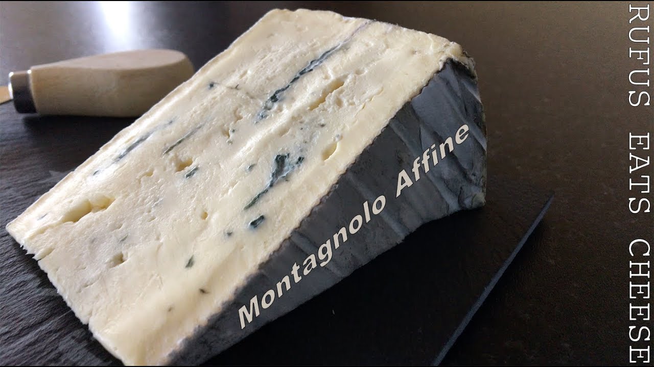 My BEST CHRISTMAS CHEESES Montagnolo Affine, Petit Munster Cheese