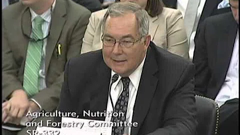 Sen. Ernst Asks About Needed Improvements for APHIS, Producers at Ag Committee Hearing