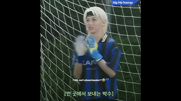 Thumbnail of them high-five from afar is melting my heart😩🫀 #hyunjin #felix #hyunlix