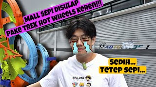 THE MOST BUSY MALL OF ITS TIME!!! NOW IT'S BEEN TRANSFORMED INTO A TOY STORE!!! STILL QUIET!! SAD..