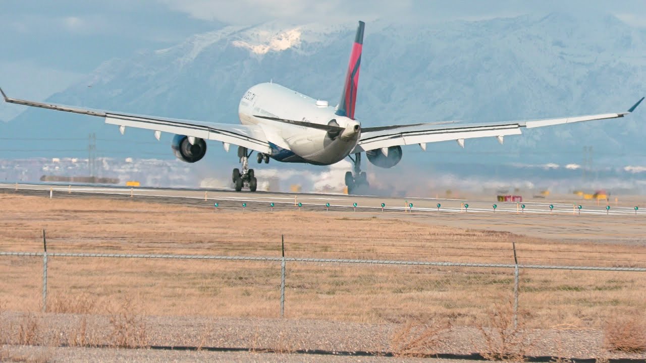 KSLC Salt Lake City International Airport Plane Spotting 12 06 2025