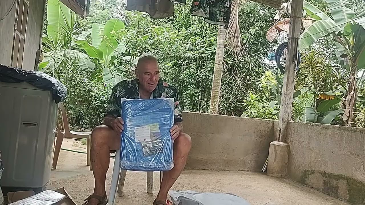 unboxing a package i never ordered