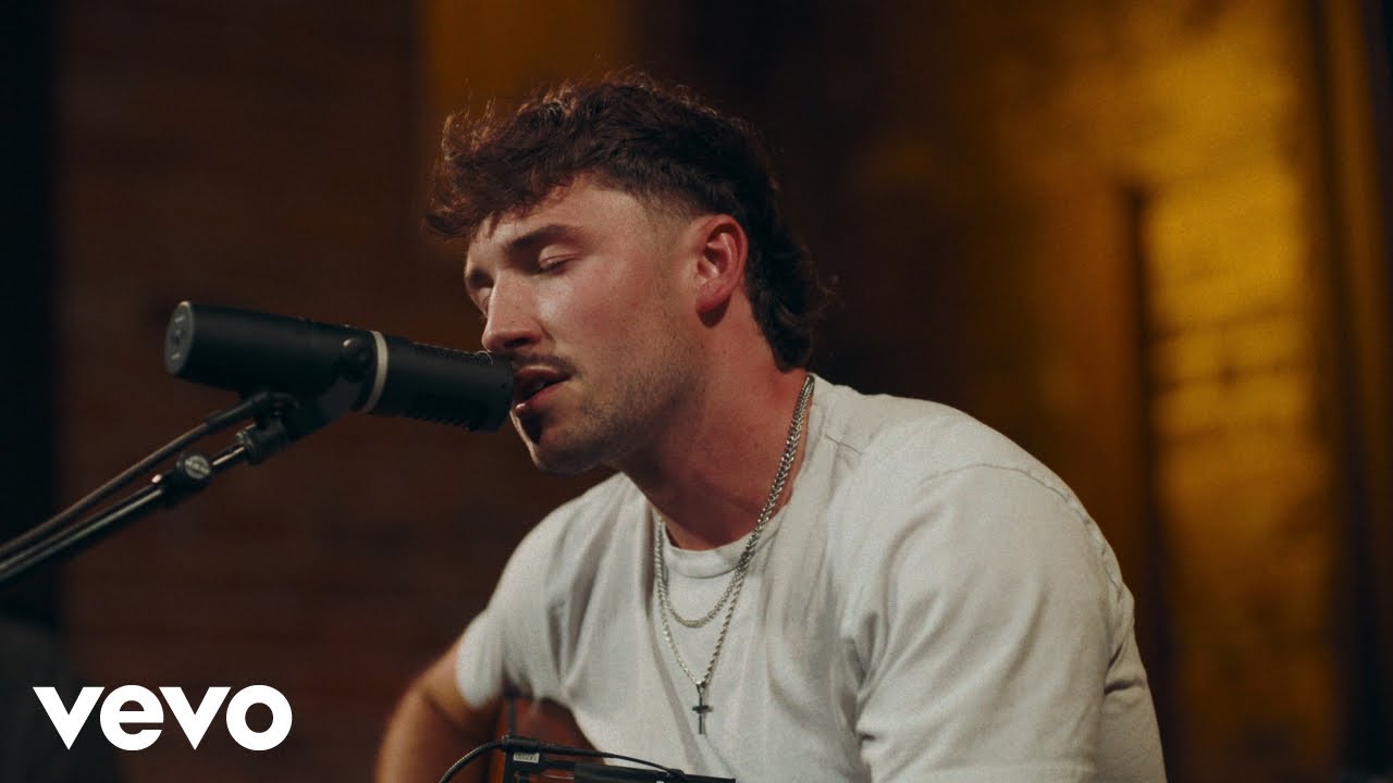 Nathan Cox - Here (Live at The Evening Muse)