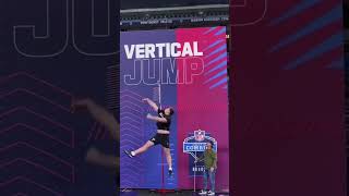 Blake freeland sets a new record for vertical jump for a OL #shorts#nfl #football #nflcombine