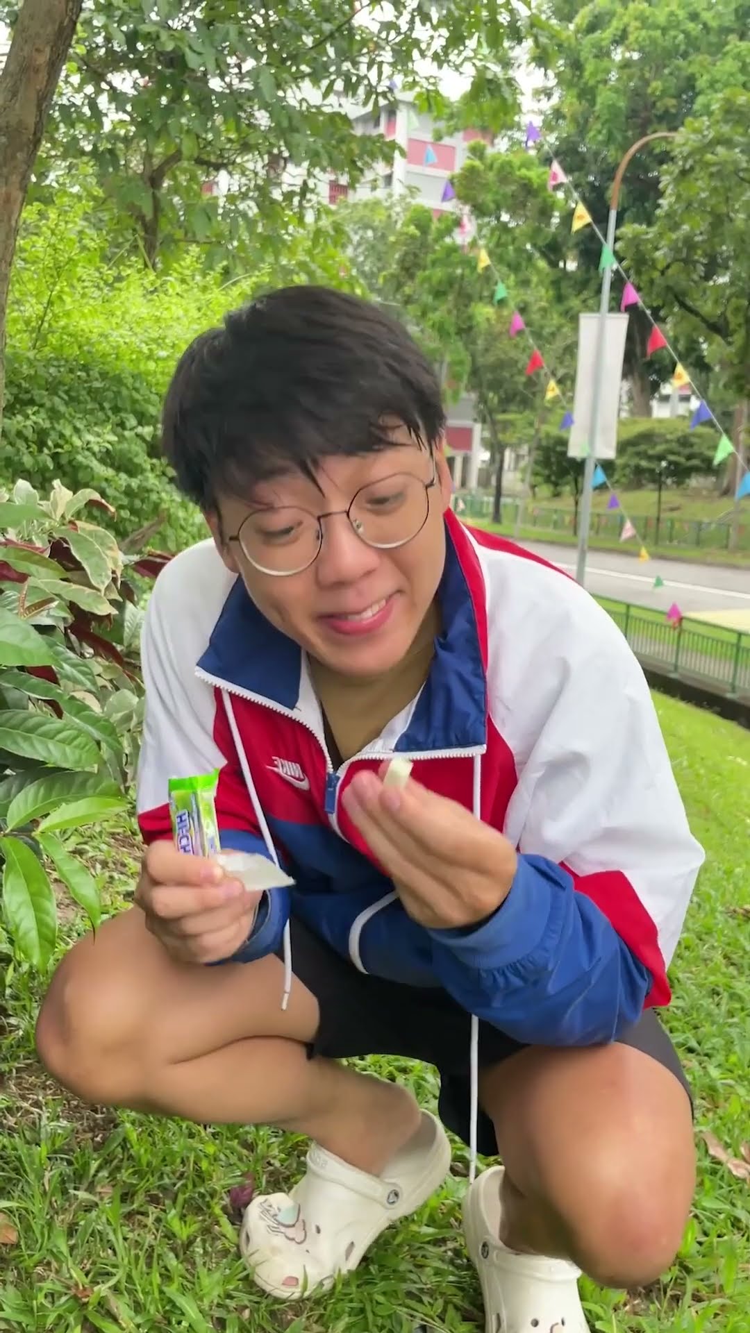 Eating GUMMY CANDY Be Like... #shorts #mingweirocks
