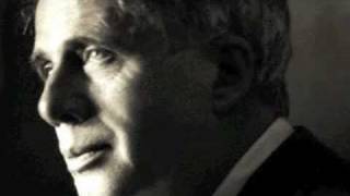 Hear Robert Frost Read His Most Famous Poems: “The Road Not Taken,” “Mending Wall,” (...) - @Open Culture 6 video