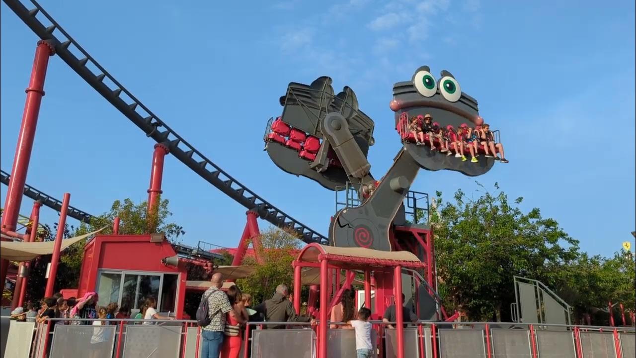 Crazy Pistons Ride At Ferrari Land, Salou - YouTube