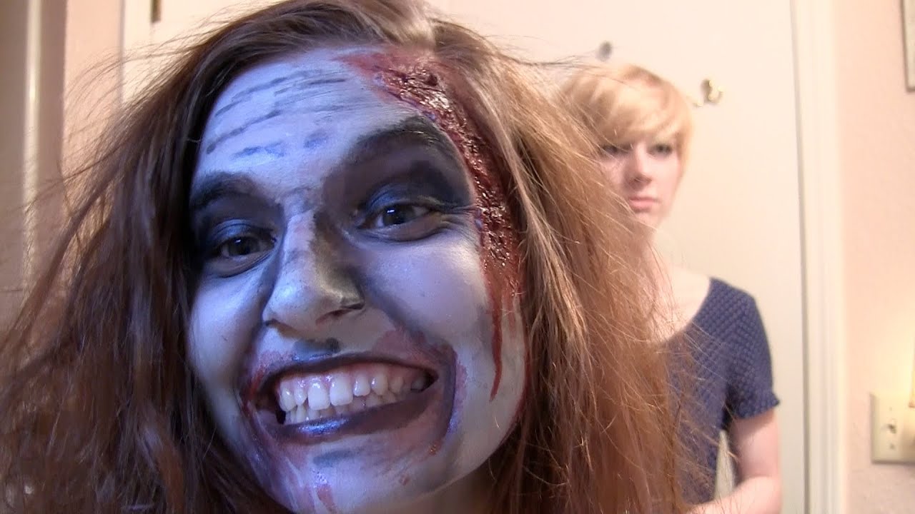 ZOMBIE Halloween Makeup Tutorial - easy how to! - ZOMBIE Halloween Makeup Tutorial - easy how to!