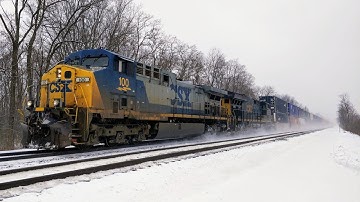 CSX YN2 AC4400CW #100 with K3LA & YN3b ET44AH #3372 lead Intermodal / Autorack combo Q157 - Madison