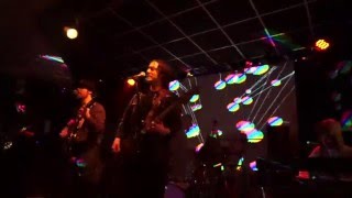 The Coral - Who's Gonna Find Me (Live)