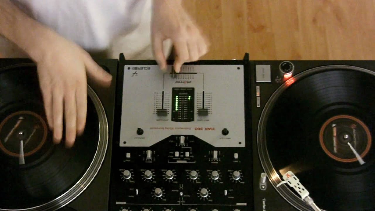 Dubstep Routine DJ CAPTAIN CRUNCH PROMO 2010 (DUBSTEP ROUTINE) - YouTube