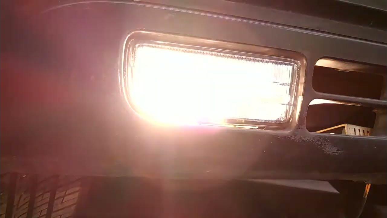How To Replace BMW E36 Fog Light Lamp BMW e36 front Fog Light Replace