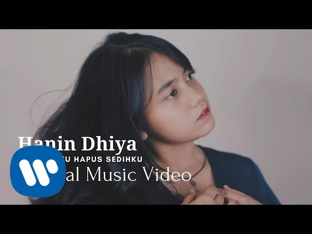 HANIN DHIYA - Biar Waktu Hapus Sedihku (Official Music Video) class=
