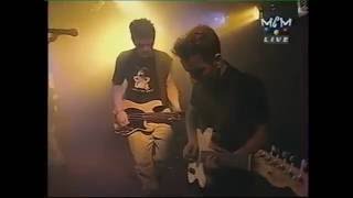Astonvilla - peu importe (live 1999)