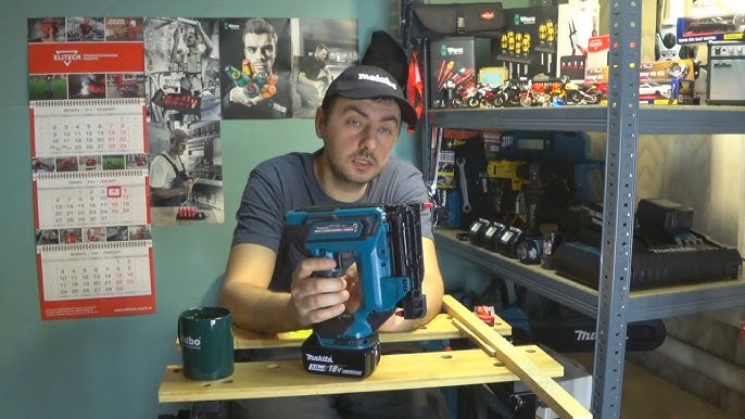 hovedpine Bar Ko Makita DBN500ZJ 18V Li-Ion LXT Brad Nailer Supplied in A Makpac Case -  YouTube