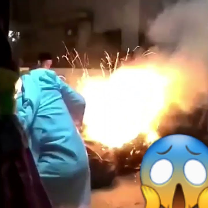 Pala ondel ondel kebakaran ????