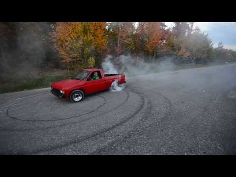 nissan-d21-sr20det-burnout