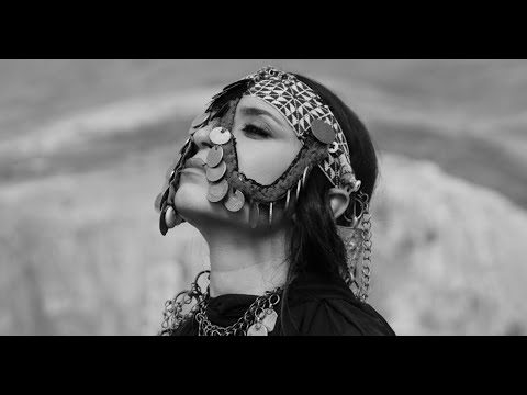     لينا مخول بلا صوت