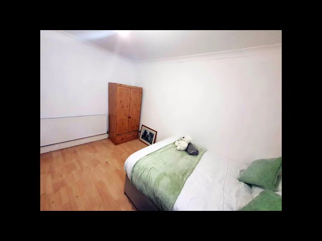 Video 1: Room 1 - spacious double room downstairs