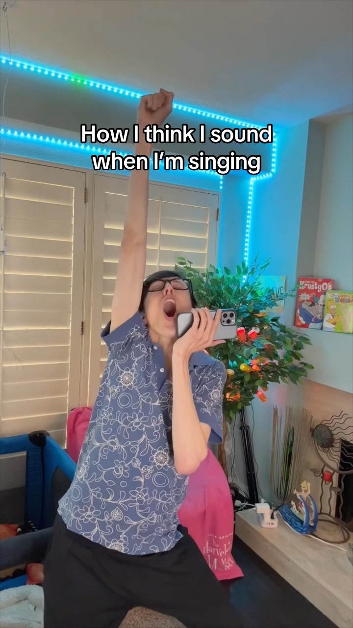 How I Think I Sound vs. How I Actually Sound When I SiNG ? #TheManniiShow.com/series iB​@puppy7star