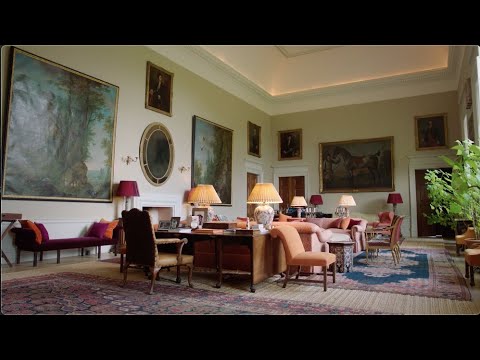 Vidéo: La luxueuse villa Tramountana à Santorin