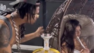 Cabisbaixo Fumand0 Um E Intimando Uma N0Vinha Check