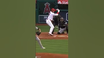 Listen to the sound Shohei Ohtani’s bat makes after crushing a home run! #mlbhighlights