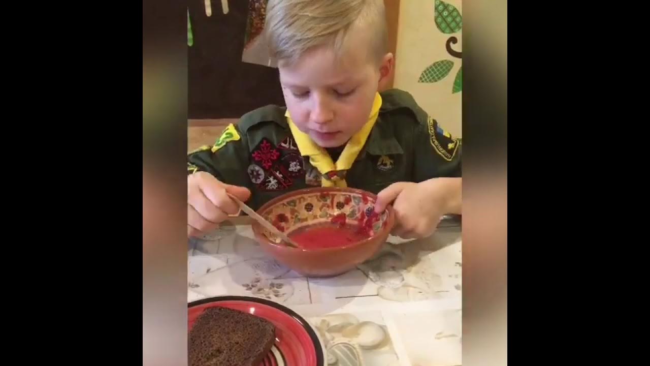 Майстерка. Катапульта з ложки. Catapult with spoon and clothespins