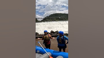 Class lll boogie water at Grumpys Ledge. Middle Ocoee River, Raft One. #ocoee #whitewater #rafting