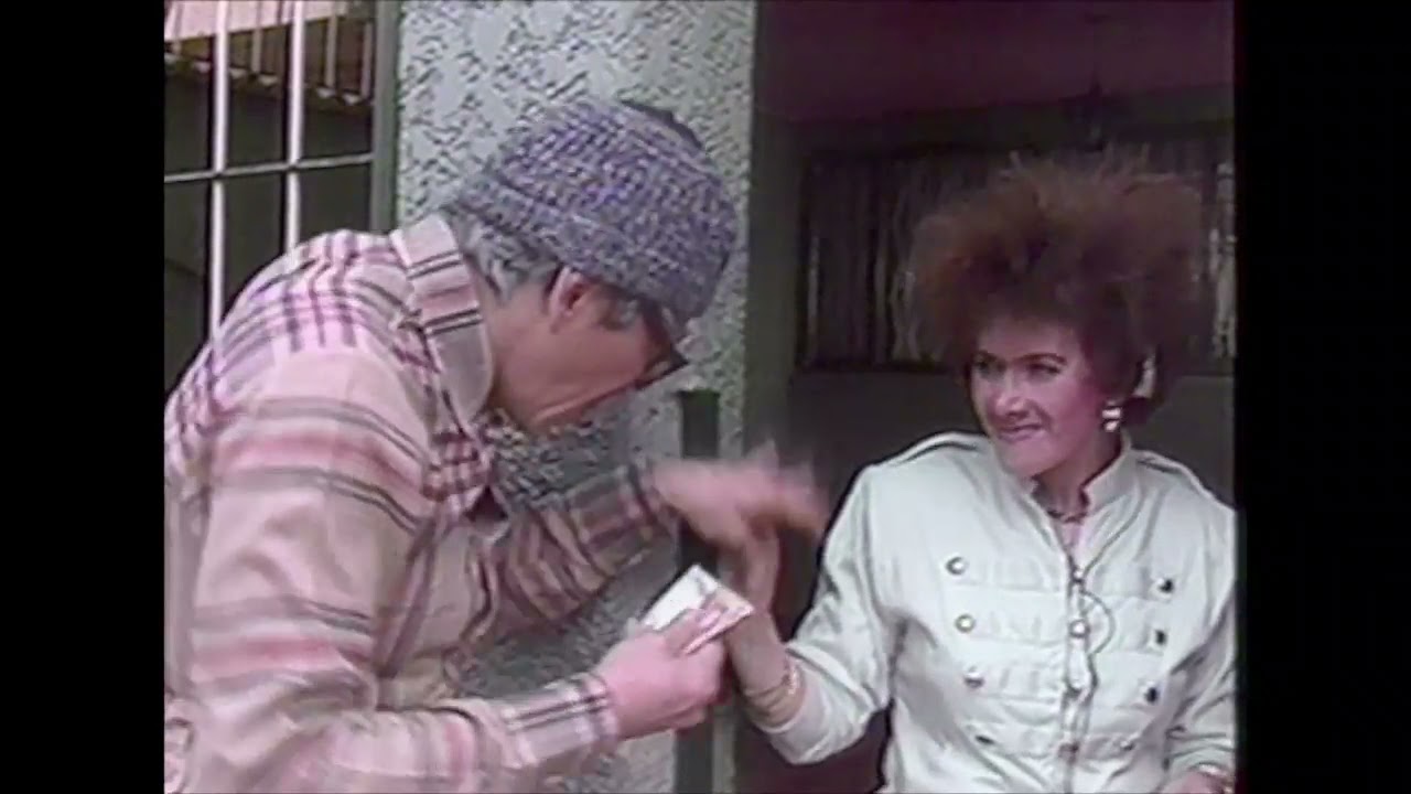 Tv Colombiana R0me0 y Buset4. "El COSTEÑO"