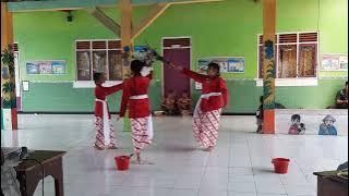 Lomba tari/tema Tradisi kerjasama /