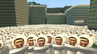 Trying To Escape The Skibidi Toilet Nextbot Horde in Gmod screenshot 5