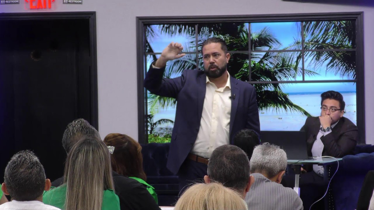 Programas para empleados independientes para comprar casa en 2025.