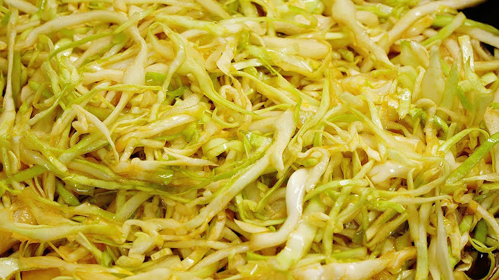 Chinese cabbage side dish with chili oil.