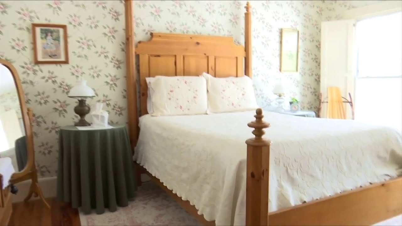 Hear why an Appomattox bed and breakfast is a staple for many YouTube