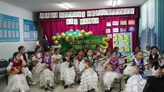 Үйдегі эротикалық секс әйеліммен шұлықпен Орыс мектеп оқушысы порно