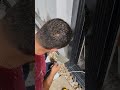 Нанесение клея Baumit ProContact и установка в него капельника с сеткой в месте примыкания к цоколю