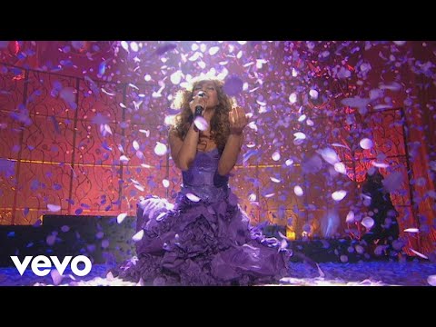 Leona Lewis - Bleeding Love (Live at the BRIT Awards 2008)