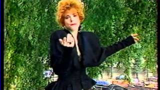 Mylène Farmer Libertine La fête en France FR3 Île-de-France 13 août 1986