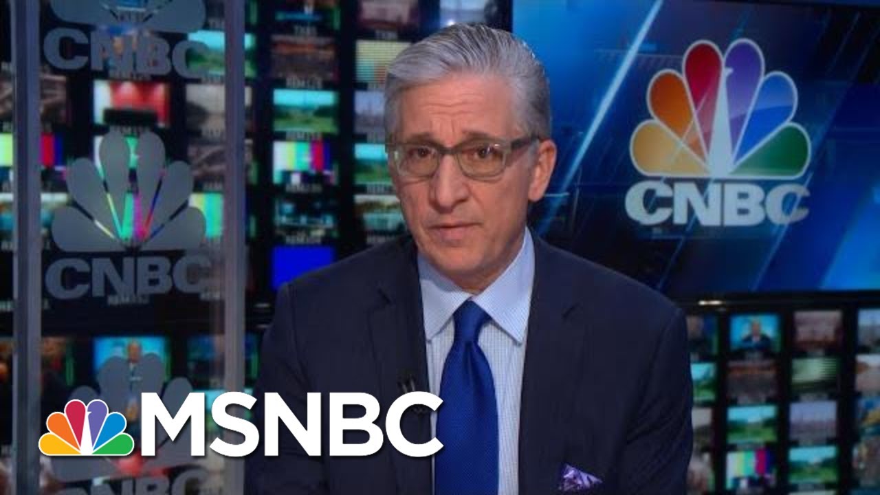 Dow Plunges More Than 500 Points On Fears Of Slowing Economic Growth